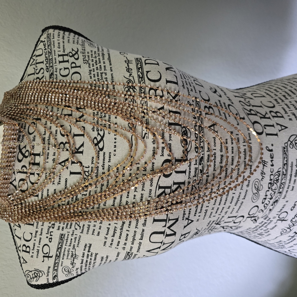 Elegant Gold Layered Necklace